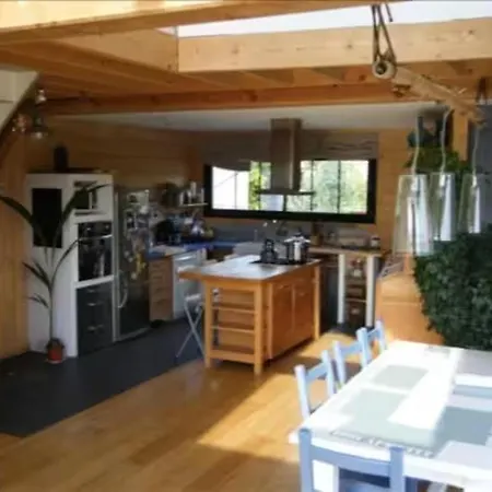 Hébergement de vacances Maison Entre Champs Et *