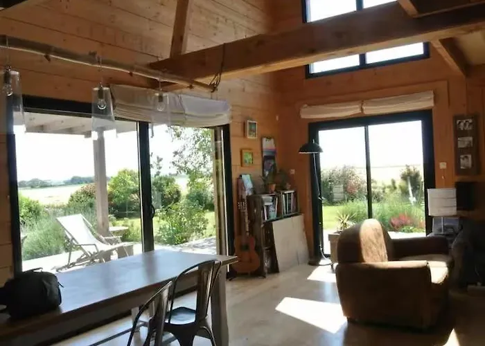 Maison Entre Champs Et Sainte-Marguerite (Upper Normandy)